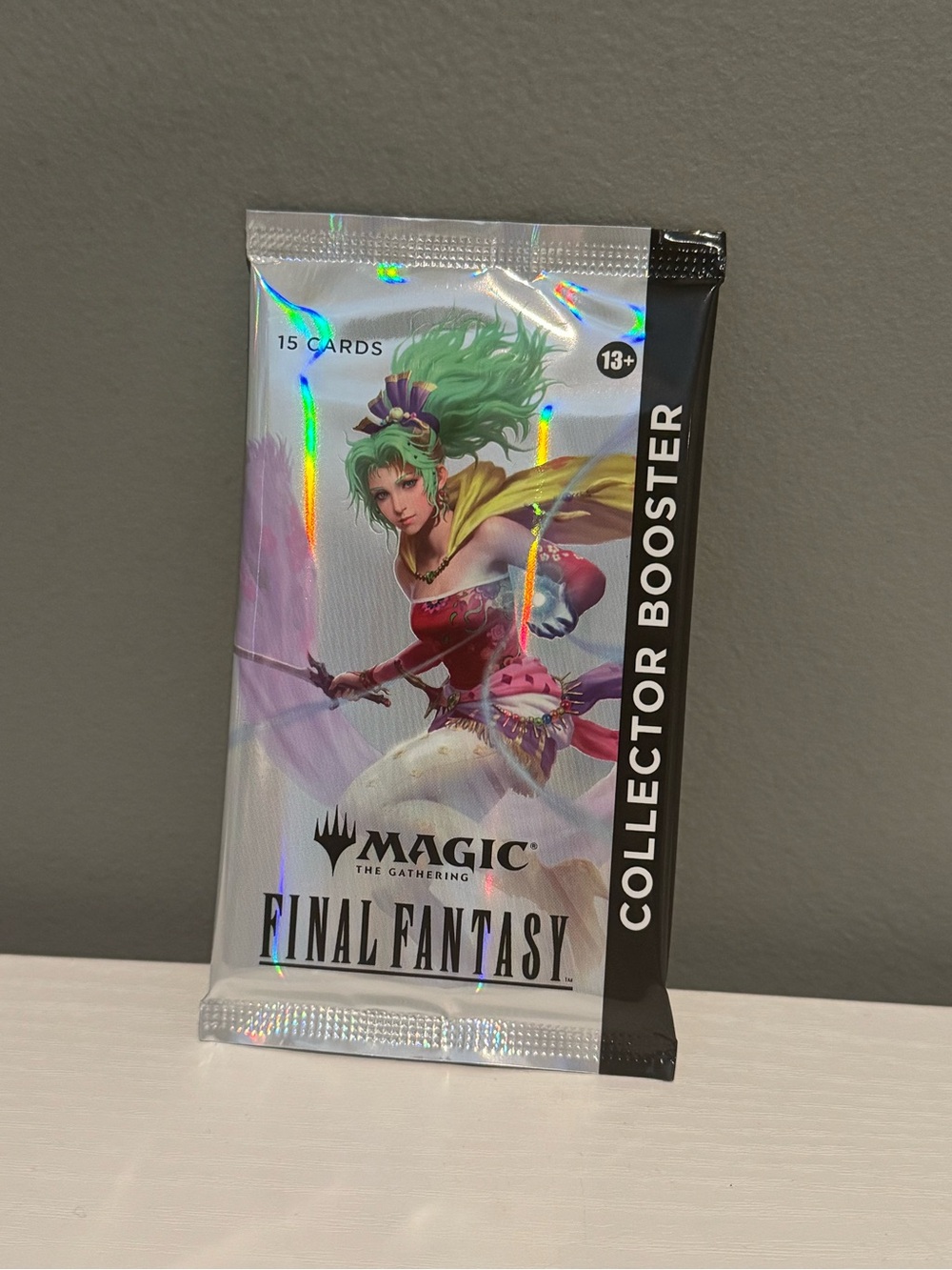 Magic: The Gathering Final Fantasy Collector Booster Pack - Multicolor Artwork